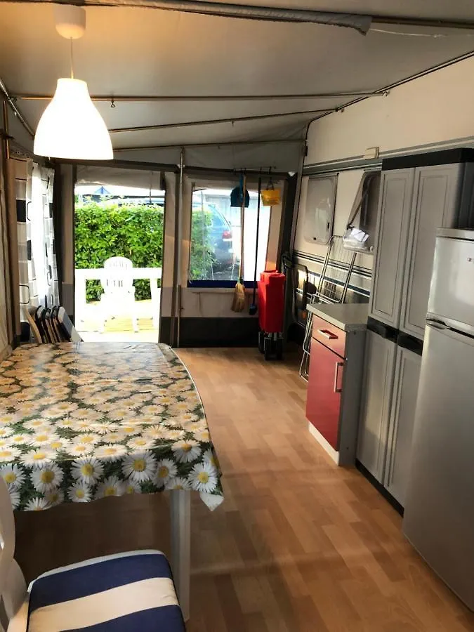Caravan Cavallino - Valentini in Campeggio Union Lido Italia